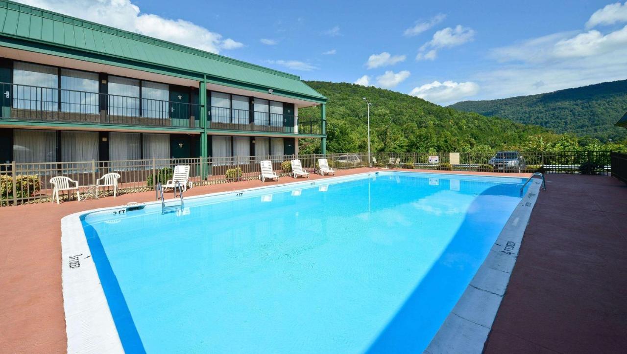 Magnuson Hotel Mountain View Covington Eksteriør bilde
